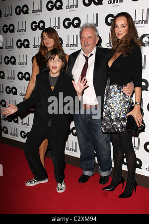 David Bailey mit Frau Catherine Dyer und Kindern GQ Men of the Year Award statt an das Royal Opera House - innen Ankünfte Stockfoto