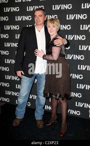 Yvette Fielding und Karl Beattie Living TV 15. Geburtstagsparty London, England - 03.09.08 Lia Toby / Stockfoto
