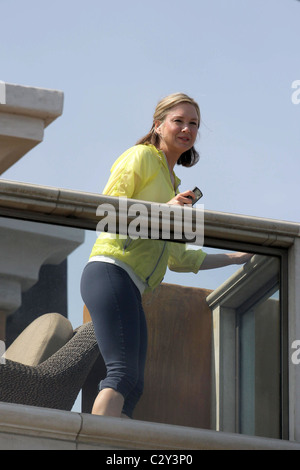 Renee Zellweger am Set von ihrem kommenden Film "Chilled in Miami" Dreharbeiten in Los Angeles Marina del Rey, Kalifornien - Stockfoto