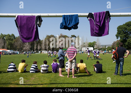 Jungen Playng Rugby in Portugal Rugby Jugend Festival 2011, Lissabon. Stockfoto