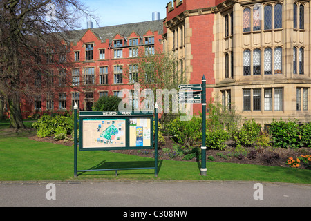 Weston Park Informationstafel und Wegweiser durch die Rotunde, Firth Gericht, University of Sheffield, Sheffield, South Yorkshire, England, UK. Stockfoto