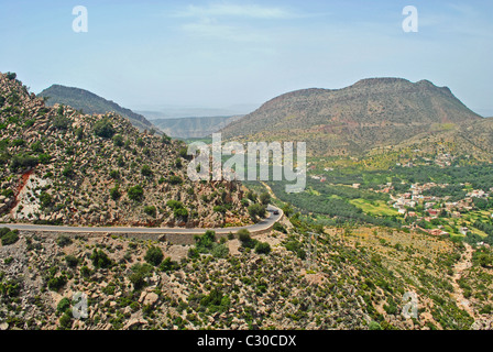 Anti-Atlas-Landschaft in der Nähe von Immouzzer, Marokko Stockfoto