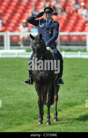 Andreas Ostholt (GER) mit FRANCO JEAS. Mitsubishi Badminton Horse Trials Stockfoto