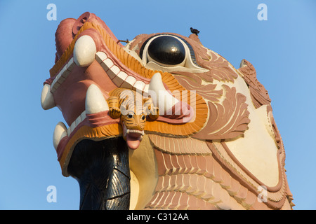 Cinthe-Statue auf dem Swesandaw Paya in Pyay, Myanmar Stockfoto