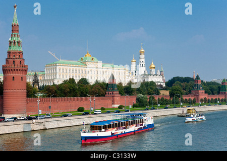 Großer Kreml Palast und die Kirche der Ablagerung des Gewandes, Moskau Kremlin, Russische Föderation Stockfoto