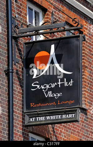 Schild für Sugar Hut Village Restaurant Lounge und Nachtclub Lage Für einige der "The Only Way is Essex" TV-Show Stockfoto