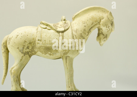 Es ist ein Pferd Keramik in Glasur gemacht in der Sui-Dynastie Stockfoto