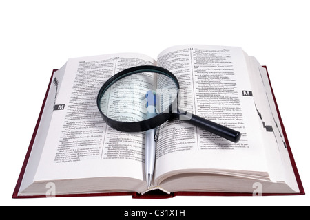 Öffnen Sie Bücher isoliert auf weißem Hintergrund. (Clipping-Pfad enthalten) Stockfoto