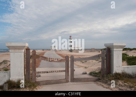 Alte Tore am Eingang zum Leuchtturm Cape Recife, Port Elizabeth, Provinz Ostkap, Südafrika Stockfoto