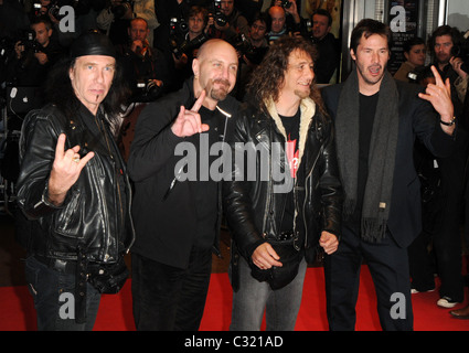 Robb Reiner, Steve "Lips" Kudlow Glenn fünf der Amboss und Keanu Reeves The Times BFI London Filmfestival: "Anvil! Die Geschichte von Stockfoto