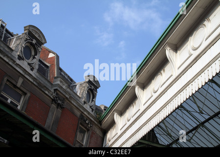Verfallene Smithfields Fleischmarkt in London zur Renovierung fällig Stockfoto