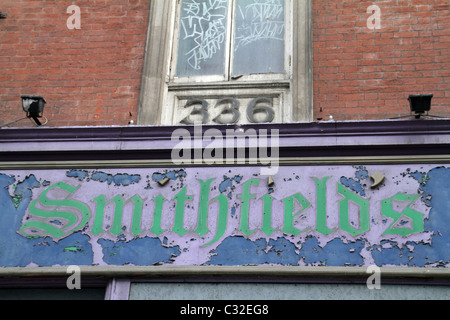 Verfallene Smithfields Fleischmarkt in London zur Renovierung fällig Stockfoto
