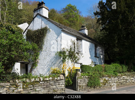 Dove Cottage (die Heimat von William Wordsworth und seiner Schwester Dorothy Wordsworth), Grasmere, nahe Lake Windermere, Lake District National Park, Cumbria Stockfoto