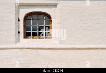 Vergittertes Fenster Stockfoto