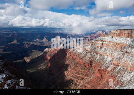 Blick vom Südrand der Frühling Schnee-Sturm, Grand Canyon National Park, Arizona, USA Stockfoto