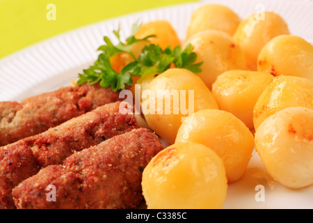 Kebab Pfanne gebratenes Hackfleisch und Kartoffeln Stockfoto