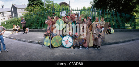 Limerick City, Co Limerick, Irland; Menschen Dressing up for Limerick 800 Festival Stockfoto