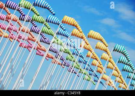 Die Skulptur "Le Vent Souffle Où il Veut" von Daniel Buren. Beaufort03: Kunst am Meer. De Haan, Belgien. Stockfoto