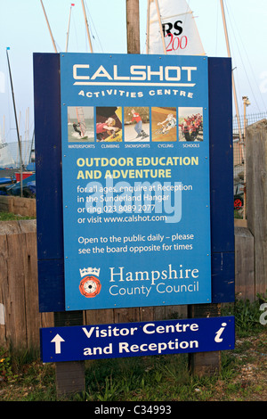 Calshot Aktivitäten Zentrum am Southampton Water, wo es schließt sich der Solent Hampshire, England UK Stockfoto