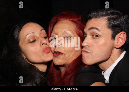 Isabel Toledo, Patricia Field und Ruben Toledo legendären Vintage Boutique Screaming Mimi 30-jähriges Jubiläum feiern am Broadway Stockfoto