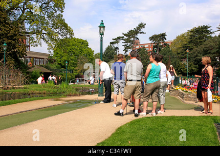 Crazy Golf-Putting-Green in Bournemouth Wintergärten Stockfoto