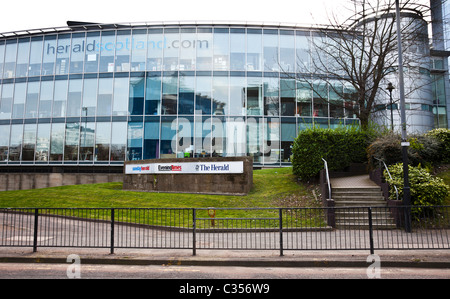 Glasgow-Hauptsitz der Mediengruppe derzeit im Besitz von Newsquest Einbeziehung Sunday Herald, The Herald, S1, abends mal Stockfoto