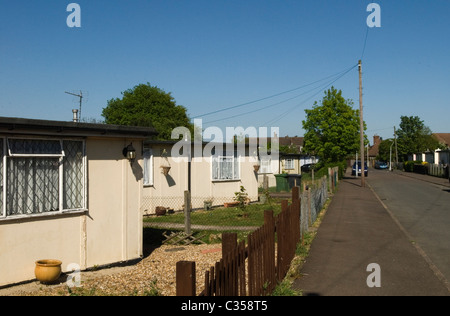 Fertighaus Catford South London Borough of Lewisham. Excalibur Estate A Nachkriegszeit 2 WW II Fertighaus Fertighaus Fertighaus Bauentwicklung von rund 200 Häusern. 2010er, 2011 HOMER SYKES Stockfoto