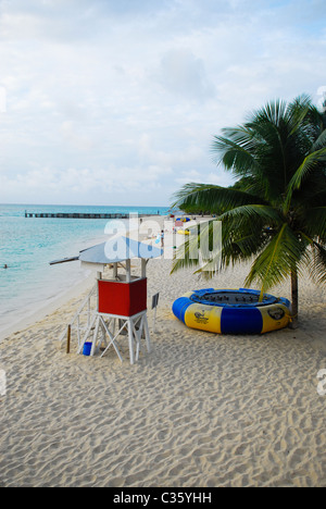 Der Strand von Ärzten Cave Baden Club private Beach in Montego Bay, Jamaika Stockfoto