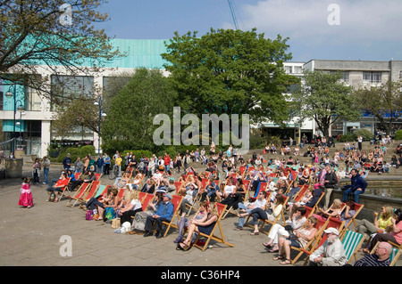 Königliche Hochzeitsfeiern auf Schloss-Platz im Zentrum von Swansea für die Hochzeit von Prinz William und Kate Middleton. Stockfoto