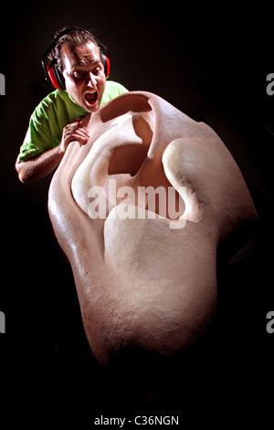 Specsavers Bionic Ear Show präsentiert von Tobin kann der Taubheit Research UK Stockfoto