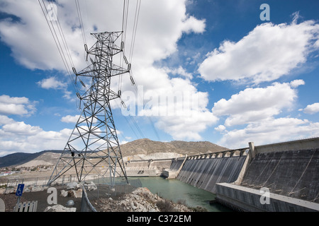 Stromleitungen an der Grand Coulee Dam, Grant County, Washington Stockfoto