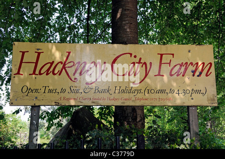 Hackney City Farm Zeichen London England UK Stockfoto