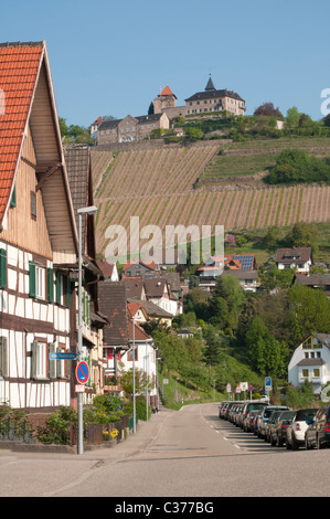 Stadtbild Obertsrot, im Hintergrund Schloss Eberstein, Gernsbach, Landkreis Rastatt, Schwarzwald, Baden-Württemberg, Deutschland Stockfoto