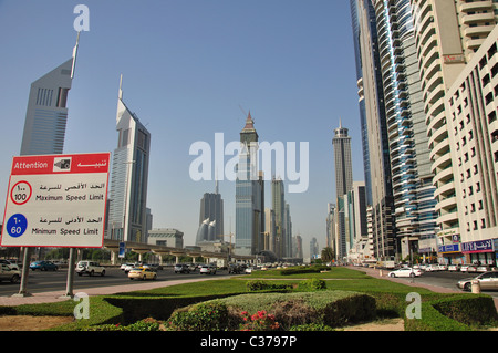 Die Innenstadt von Finanzplatz, Sheikh Zayed Road, Dubai, Dubai, Vereinigte Arabische Emirate Stockfoto