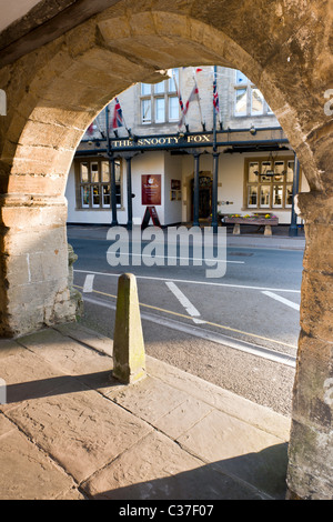 Die Snooty Fox - Tetbury, Gloucestershire, England. Stockfoto