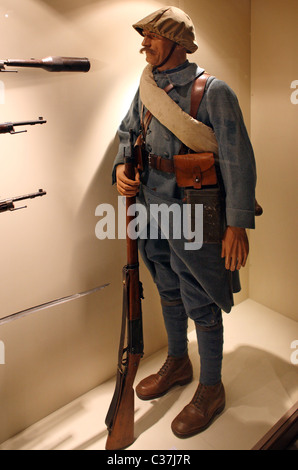 Eine Abbildung eines französischen Soldaten in das Gedenkmuseum, Verdun, Frankreich Stockfoto