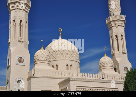 Jumeirah Moschee, Al-Jumeirah Road, Jumeirah, Dubai, Vereinigte Arabische Emirate Stockfoto