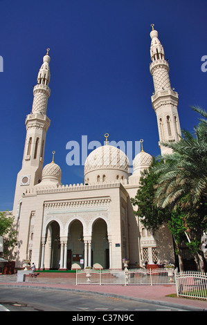 Jumeirah Moschee, Al-Jumeirah Road, Jumeirah, Dubai, Vereinigte Arabische Emirate Stockfoto