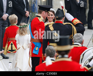 Prinz WILLIAM & KATE MIDDLETON königliche Hochzeit WESTMINSTER ABBEY WESTMINSTER ABBEY LONDON ENGLAND 29. April 2011 Stockfoto