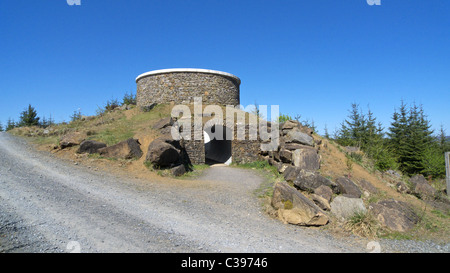 Skyspace moderne Kunst bei Kielder Wasser und Waldpark, Northumberland, England, UK Stockfoto