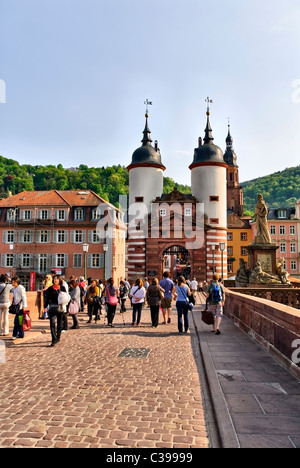 Alte Brücke und Tor der alten Brücke, Karl-Theodor-Brücke alten Brücke, Heidelberg, Neckar, Deutschland, Europa Stockfoto