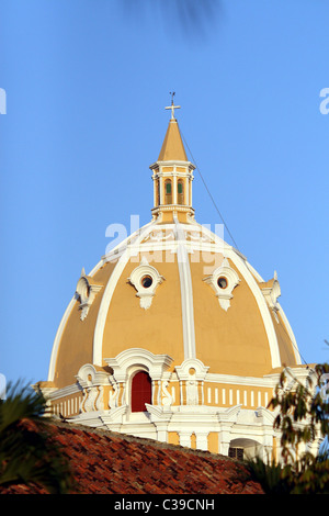 Iglesia San Pedro Claver innerhalb der Stadtmauern in Cartagena, Bolivar, Kolumbien, Südamerika Stockfoto