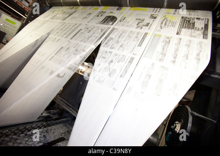 Eine Druckmaschine in einer Johnston Press-Fabrik. Stockfoto