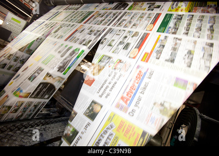 Eine Druckmaschine in einer Johnston Press-Fabrik. Stockfoto