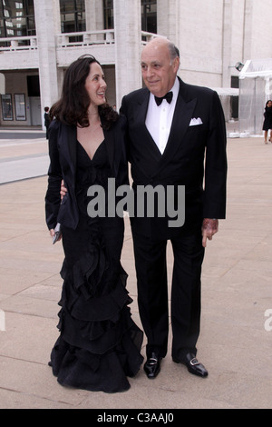 Patricia Herrera Lansing und Reinaldo Herrera 69th Annual American Ballet Theatre Frühling Gala im Metropolitan Opera House Stockfoto