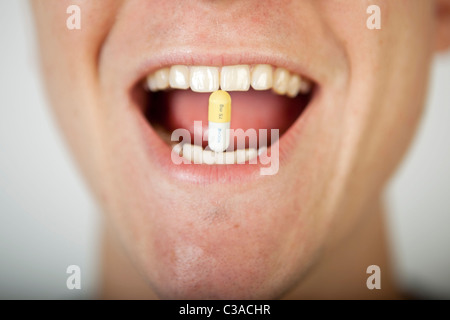 Anschauliches Bild einer Tamiflu-Tablette. Stockfoto