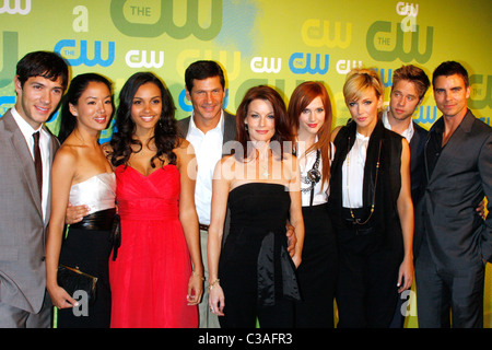 Michael Rady, Jessica Lucas, Katie Cassidy, Ashlee Simpson CW Network 2009 im Voraus - Ankunft New York City, USA - 21.05.09 Stockfoto