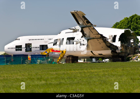 Flugzeuge-Brecher - ausgemusterte Flugzeuge demontiert Stockfoto