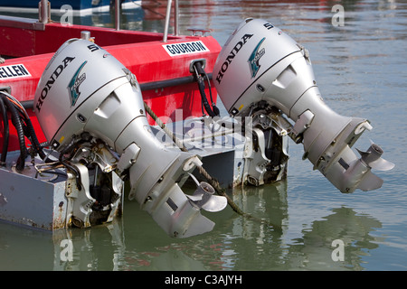 Starken Außenbordmotoren für Fischerboot Gourdon Scotland UK Stockfoto