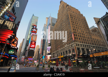 Am berühmten Times Square in New York City. 27. Juni 2010. Stockfoto